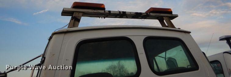 image for item DH2245 2000 Sterling L-Line truck cab and chassis