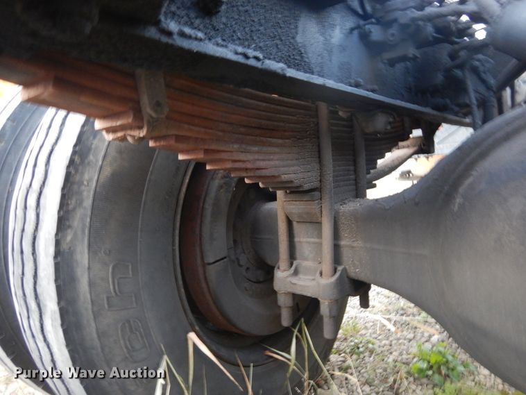 image for item DH2245 2000 Sterling L-Line truck cab and chassis