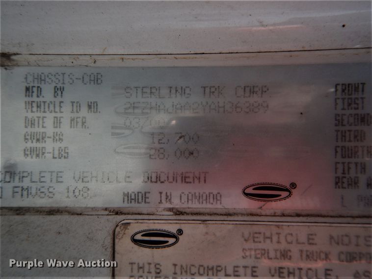 image for item DH2245 2000 Sterling L-Line truck cab and chassis