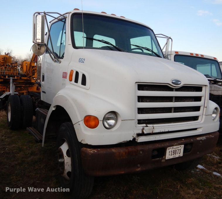 image for item DH2246 2000 Sterling L-Line truck cab and chassis