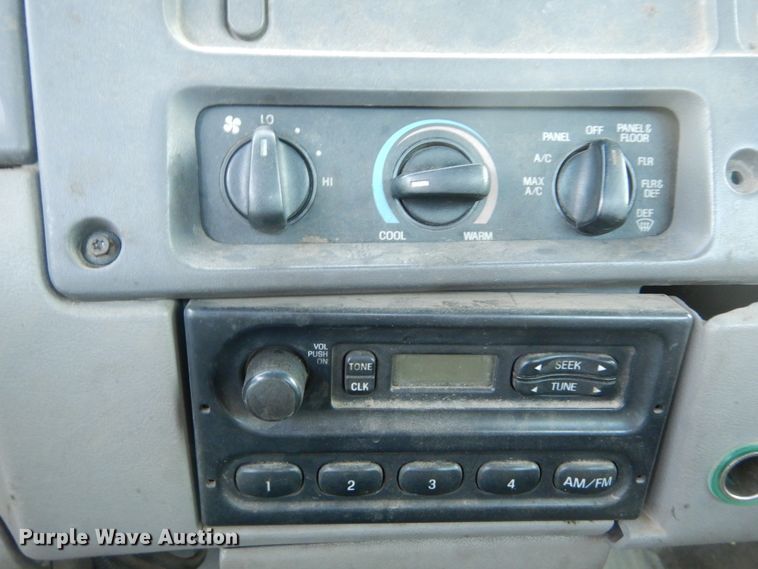 image for item DH2246 2000 Sterling L-Line truck cab and chassis