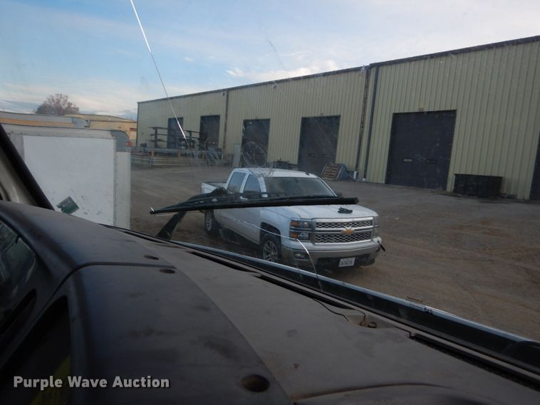 image for item DH2246 2000 Sterling L-Line truck cab and chassis