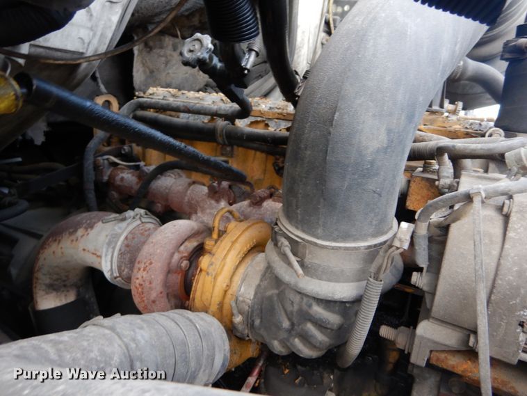 image for item DH2246 2000 Sterling L-Line truck cab and chassis