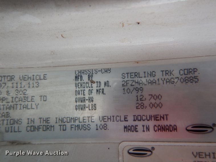 image for item DH2246 2000 Sterling L-Line truck cab and chassis