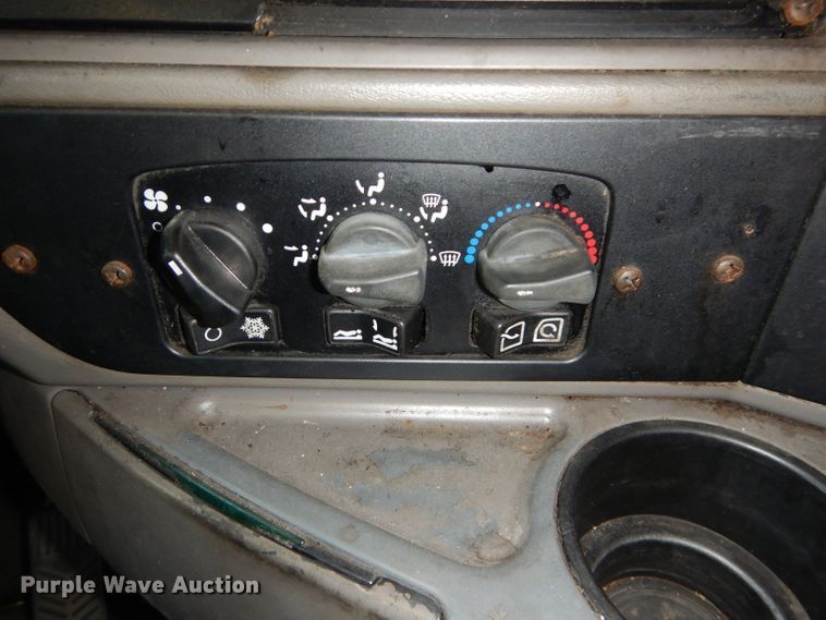 image for item DH2691 2007 Kenworth T2000 semi truck