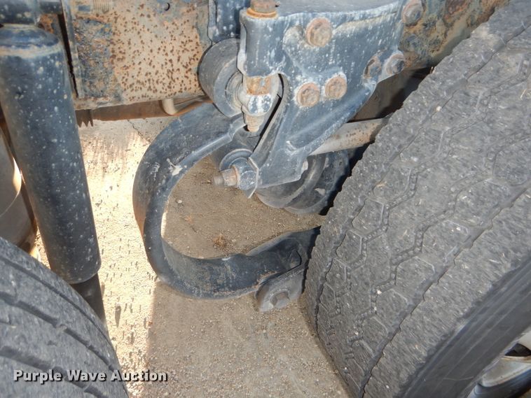 image for item DH2691 2007 Kenworth T2000 semi truck