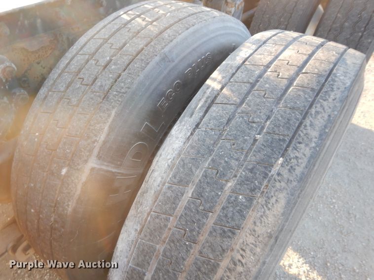 image for item DH2691 2007 Kenworth T2000 semi truck