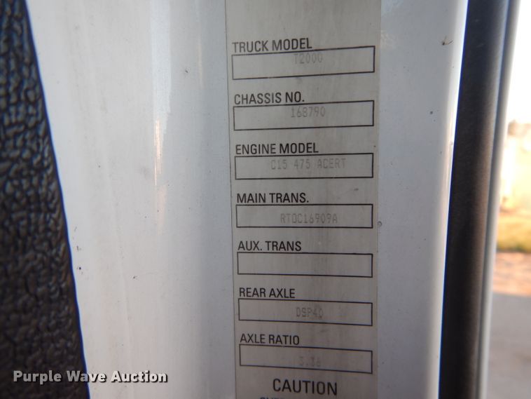 image for item DH2691 2007 Kenworth T2000 semi truck