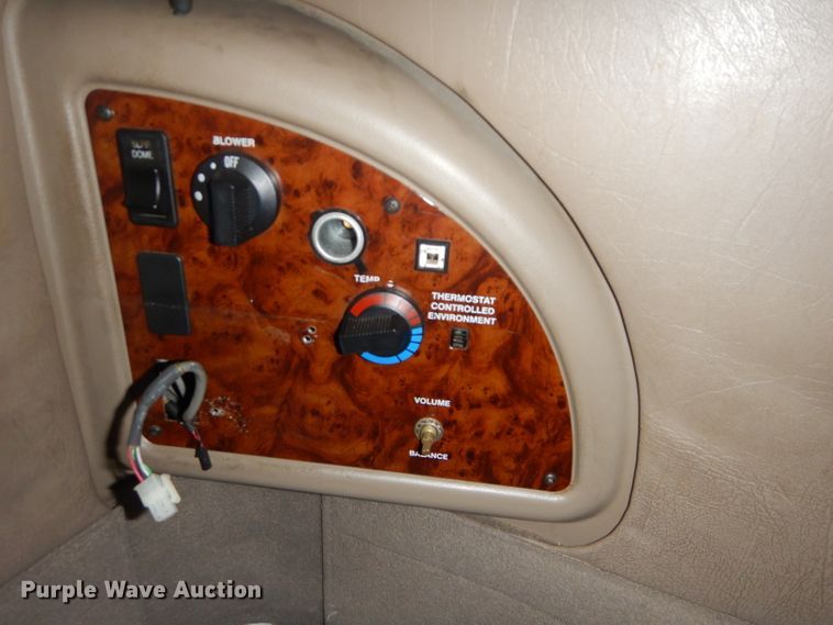 image for item DH2692 2007 International 9400i semi truck