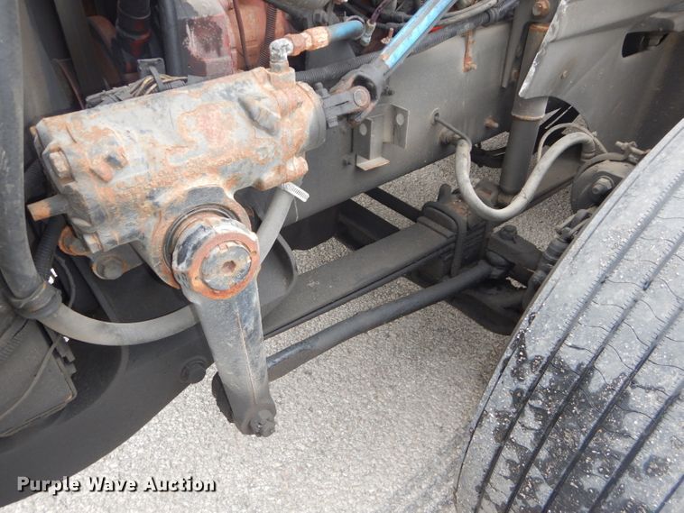 image for item DH2692 2007 International 9400i semi truck