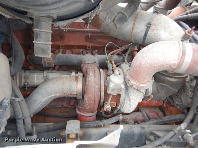 image for item DH2692 2007 International 9400i semi truck