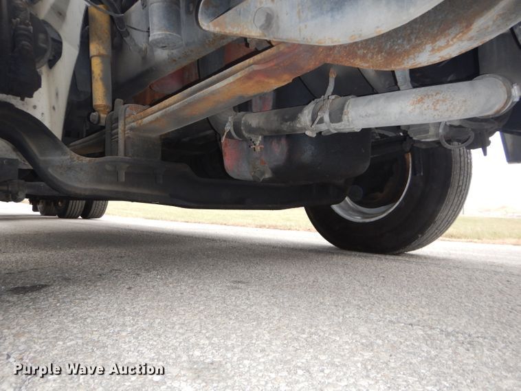 image for item DH2692 2007 International 9400i semi truck