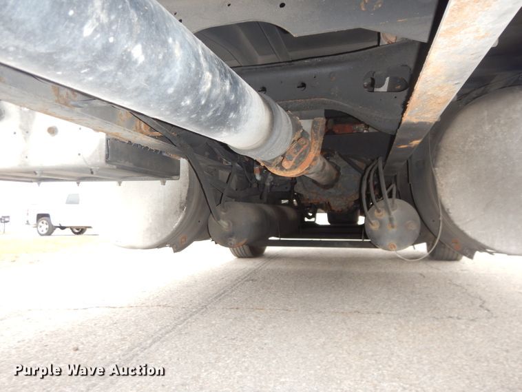 image for item DH2692 2007 International 9400i semi truck