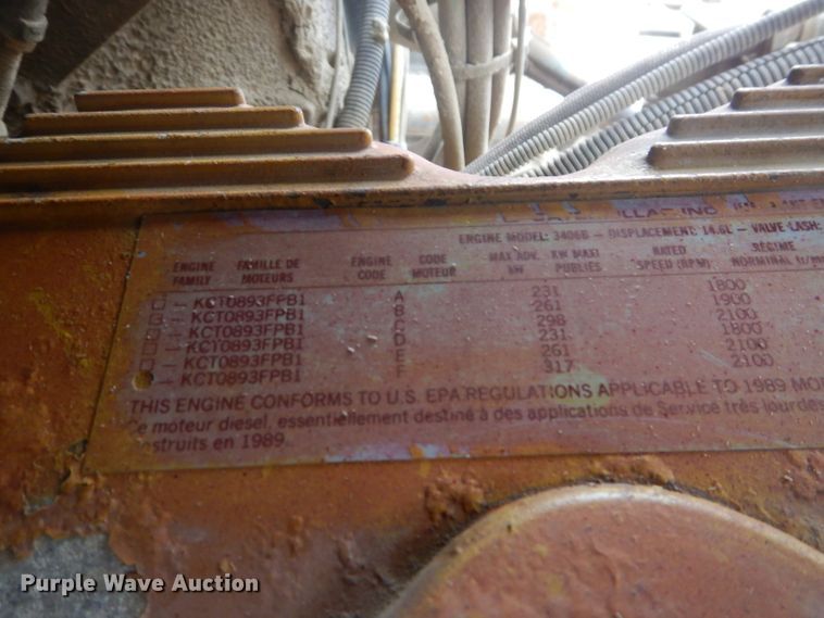 image for item DH2745 1990 Freightliner FLD120 semi truck