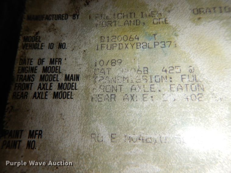 image for item DH2745 1990 Freightliner FLD120 semi truck