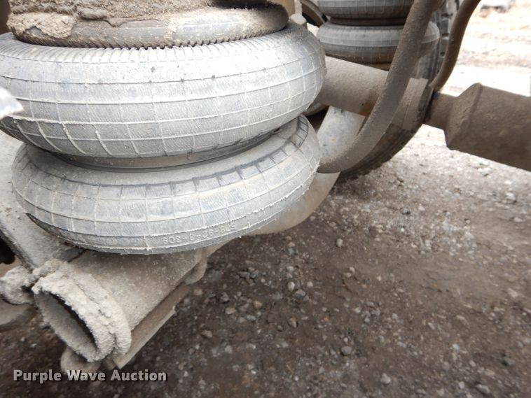 image for item DH2745 1990 Freightliner FLD120 semi truck