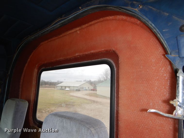 image for item DH4274 1999 Peterbilt 378 semi truck