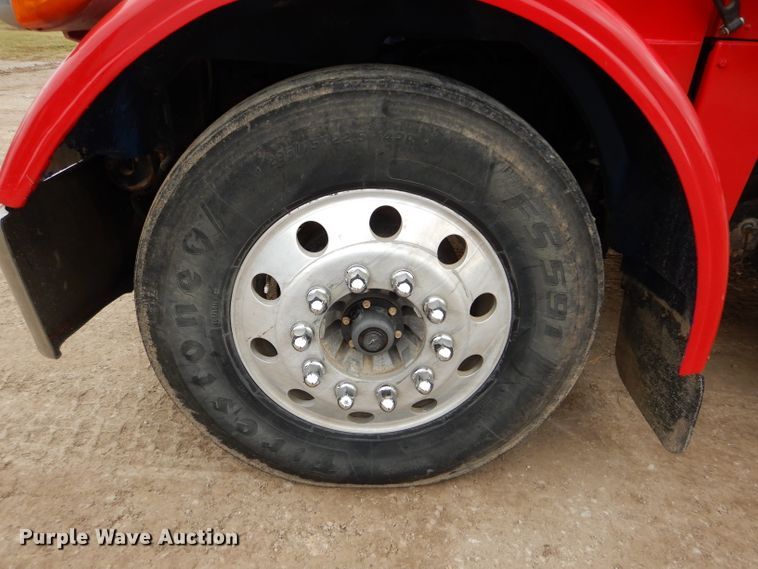 image for item DH4274 1999 Peterbilt 378 semi truck