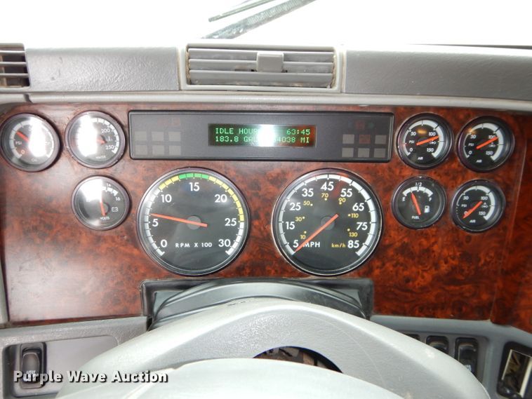 image for item DH4275 1998 Freightliner Century Class semi truck