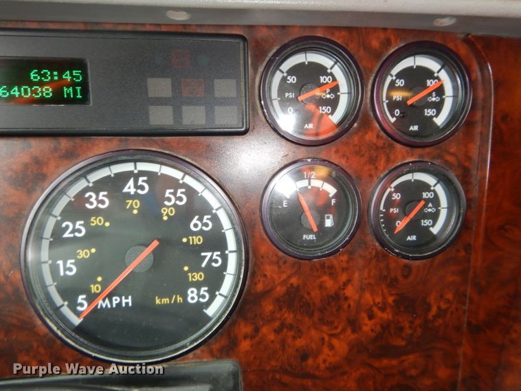 image for item DH4275 1998 Freightliner Century Class semi truck