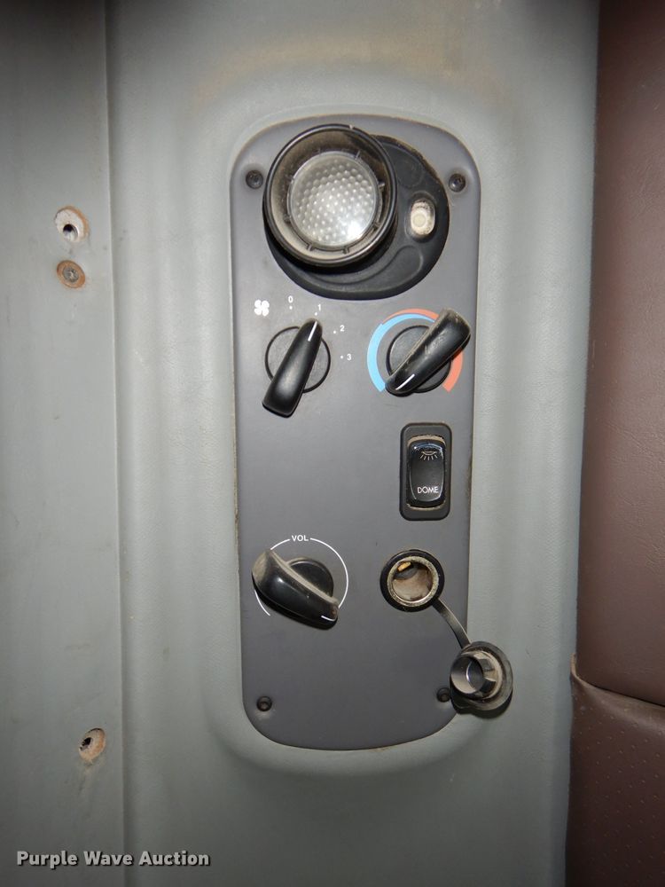 image for item DH4275 1998 Freightliner Century Class semi truck