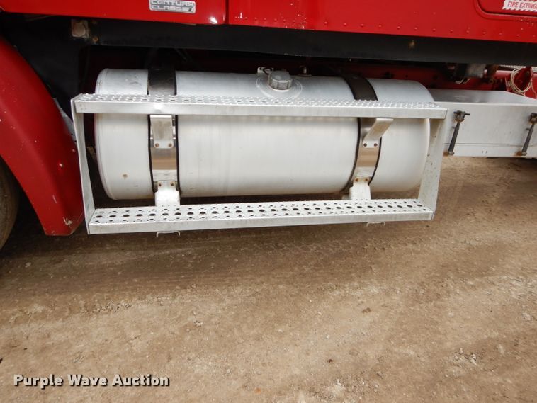 image for item DH4275 1998 Freightliner Century Class semi truck