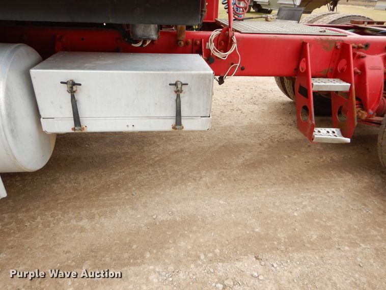 image for item DH4275 1998 Freightliner Century Class semi truck