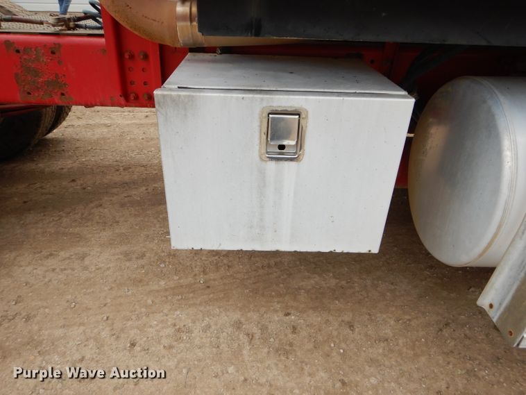 image for item DH4275 1998 Freightliner Century Class semi truck