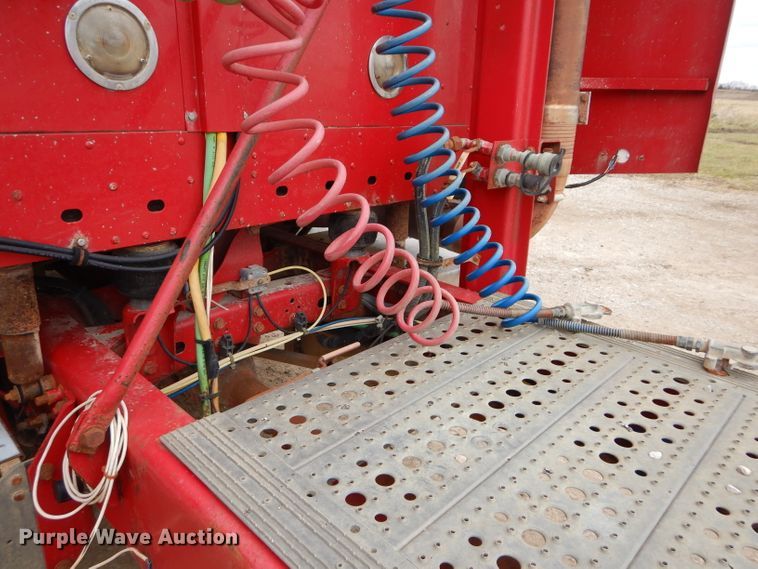 image for item DH4275 1998 Freightliner Century Class semi truck