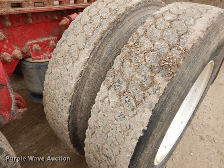 image for item DH4275 1998 Freightliner Century Class semi truck