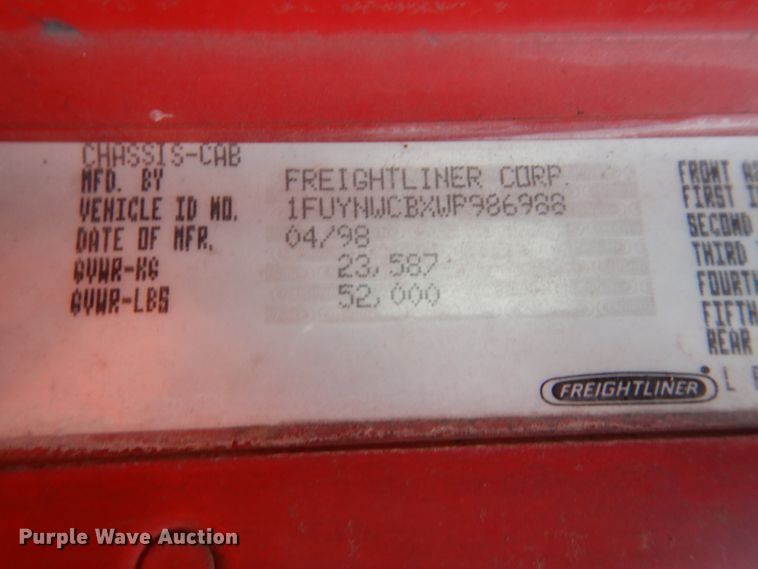 image for item DH4275 1998 Freightliner Century Class semi truck