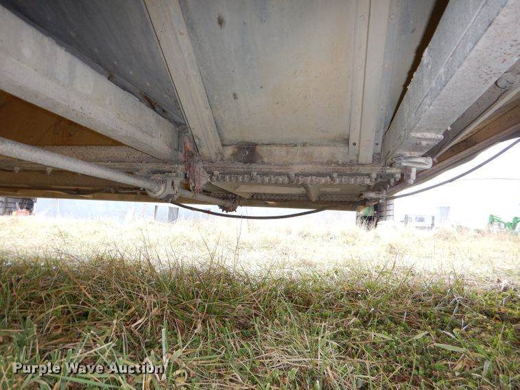 image for item DH4277 1974 Holden G40 double hopper bottom grain trailer