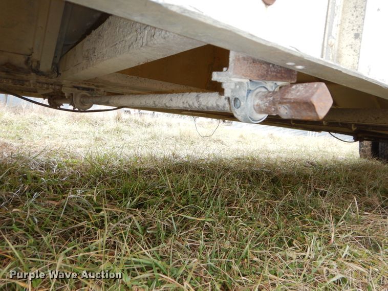 image for item DH4277 1974 Holden G40 double hopper bottom grain trailer