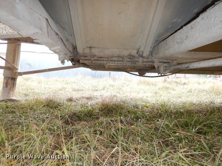 image for item DH4277 1974 Holden G40 double hopper bottom grain trailer