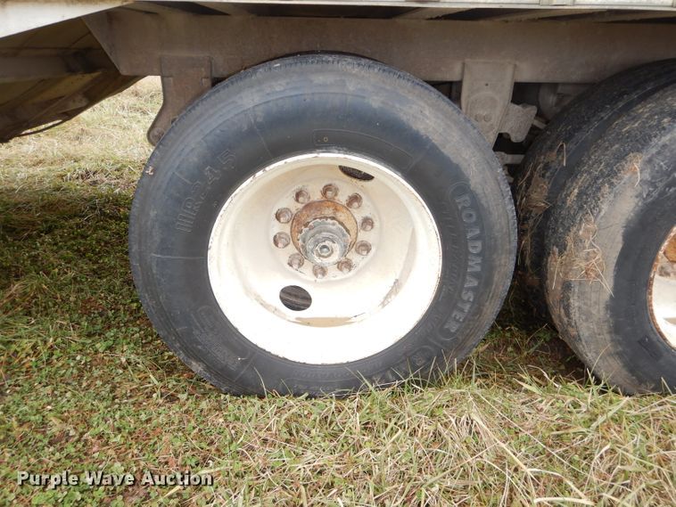 image for item DH4277 1974 Holden G40 double hopper bottom grain trailer