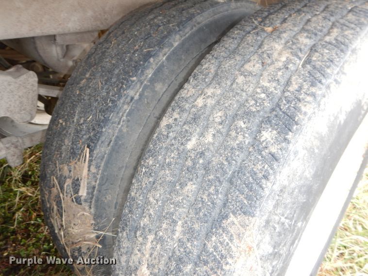 image for item DH4277 1974 Holden G40 double hopper bottom grain trailer