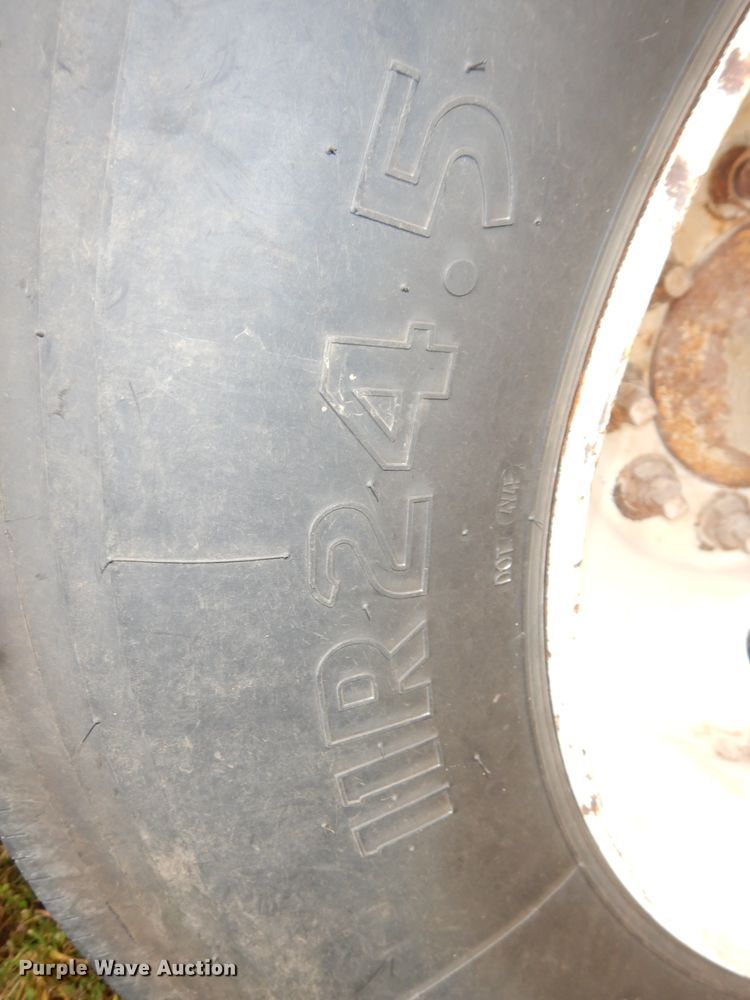 image for item DH4277 1974 Holden G40 double hopper bottom grain trailer