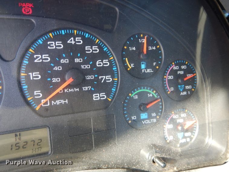 image for item DH4283 2007 International 8600 semi truck