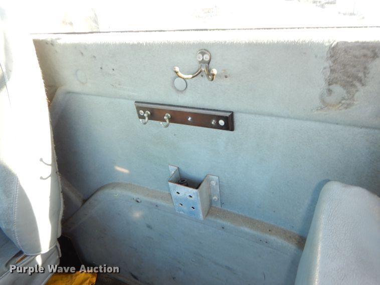 image for item DH4283 2007 International 8600 semi truck