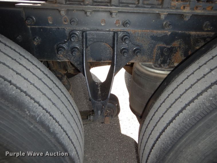 image for item DH4283 2007 International 8600 semi truck