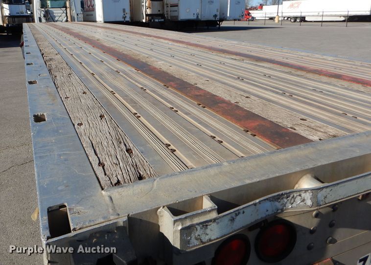 image for item DH4284 2004 Wilson Road Brute CF900 flatbed trailer