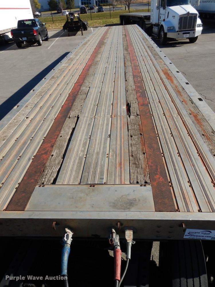 image for item DH4284 2004 Wilson Road Brute CF900 flatbed trailer