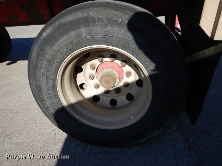 image for item DH4284 2004 Wilson Road Brute CF900 flatbed trailer