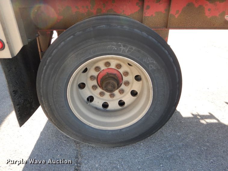 image for item DH4284 2004 Wilson Road Brute CF900 flatbed trailer