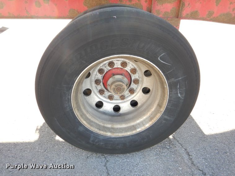 image for item DH4284 2004 Wilson Road Brute CF900 flatbed trailer