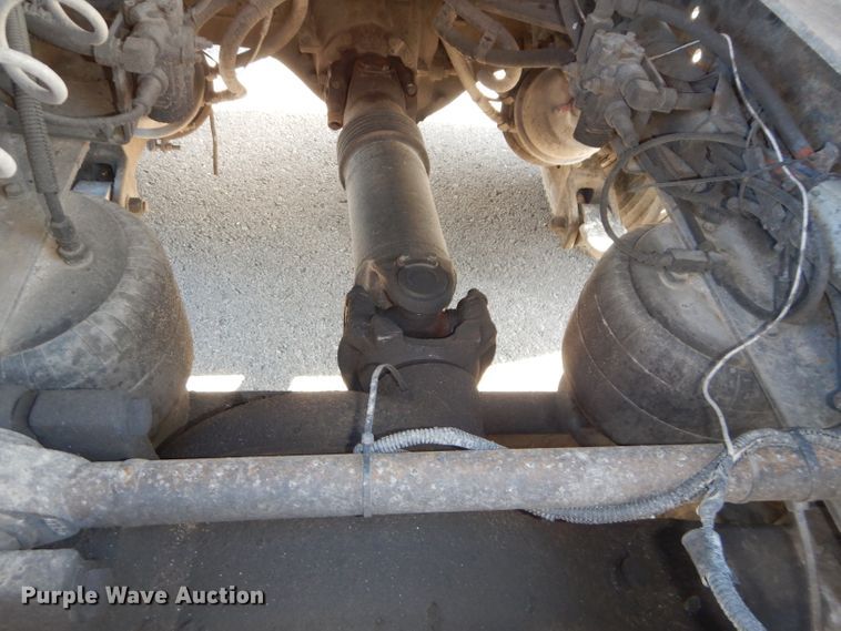 image for item DH4285 2003 Kenworth T800 semi truck