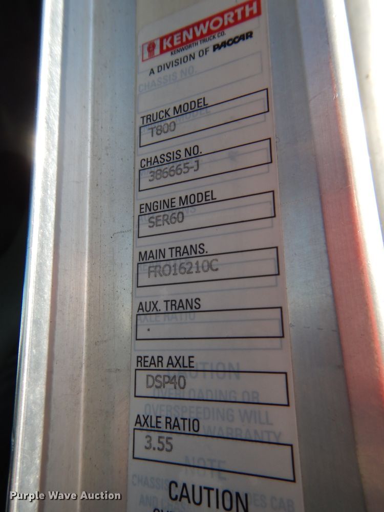 image for item DH4285 2003 Kenworth T800 semi truck