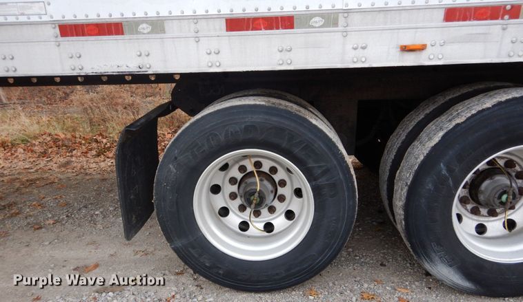 image for item DH5002 2011 Utility Trailers VS2RA refrigerated van trailer