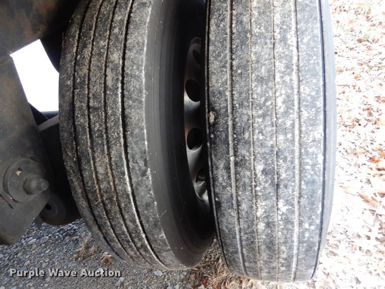 image for item DH5002 2011 Utility Trailers VS2RA refrigerated van trailer