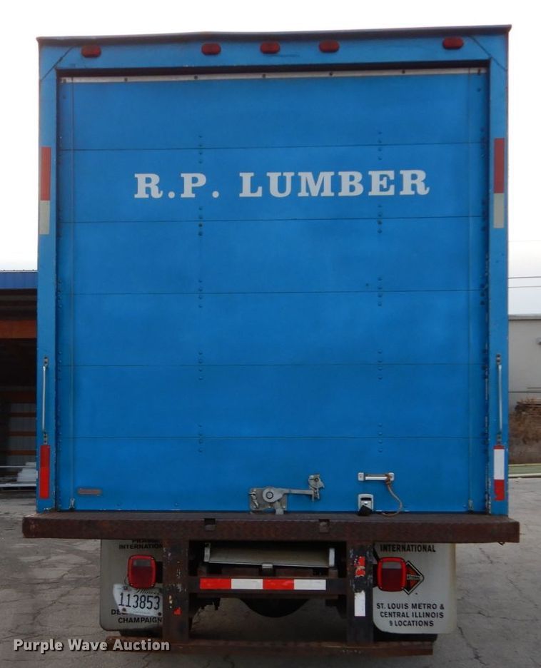 image for item DH5017 1998 International 4700 box truck